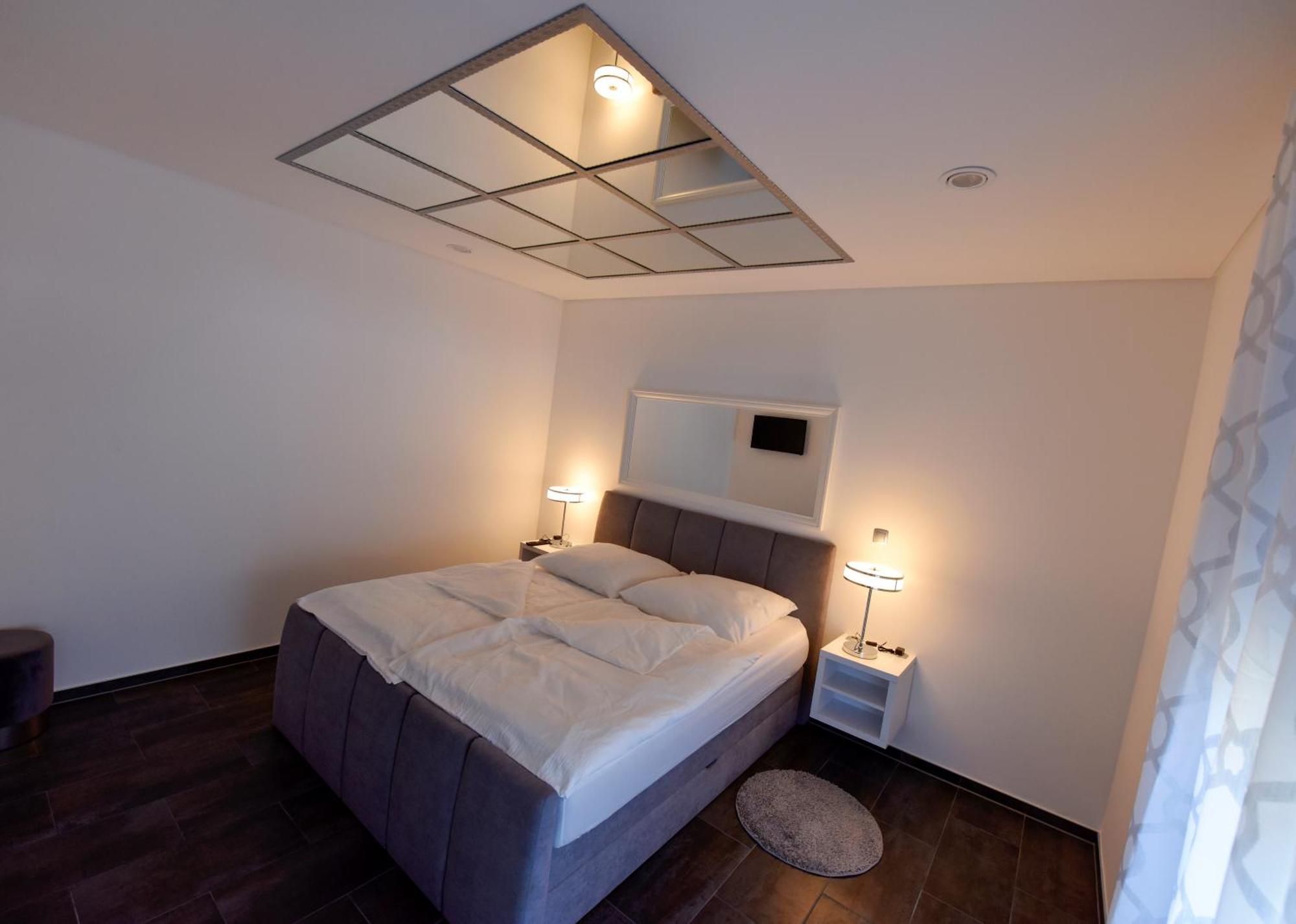 Apartmani I Bungalovi Trojka バニャ・ルカ 部屋 写真