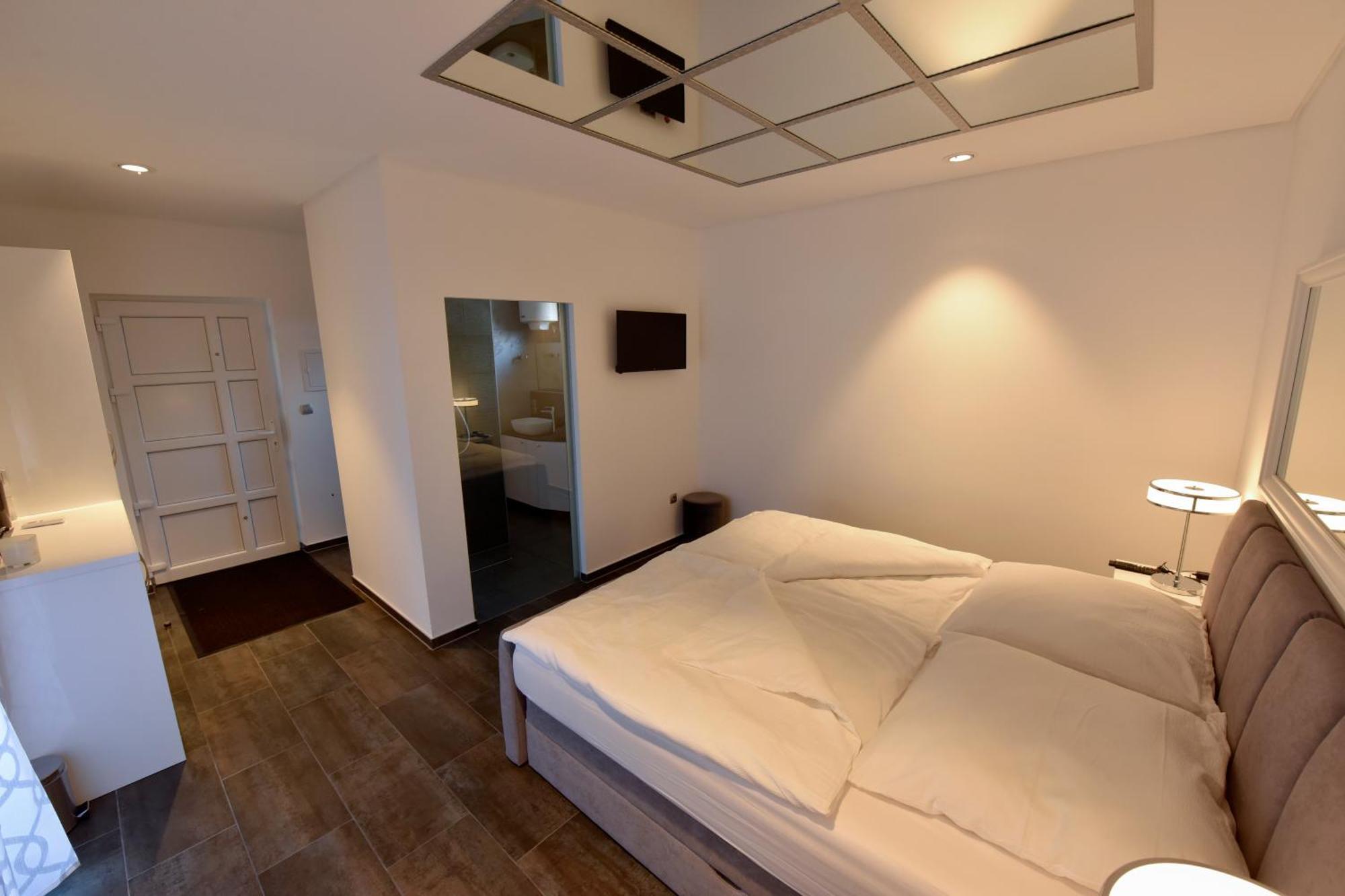 Apartmani I Bungalovi Trojka バニャ・ルカ 部屋 写真