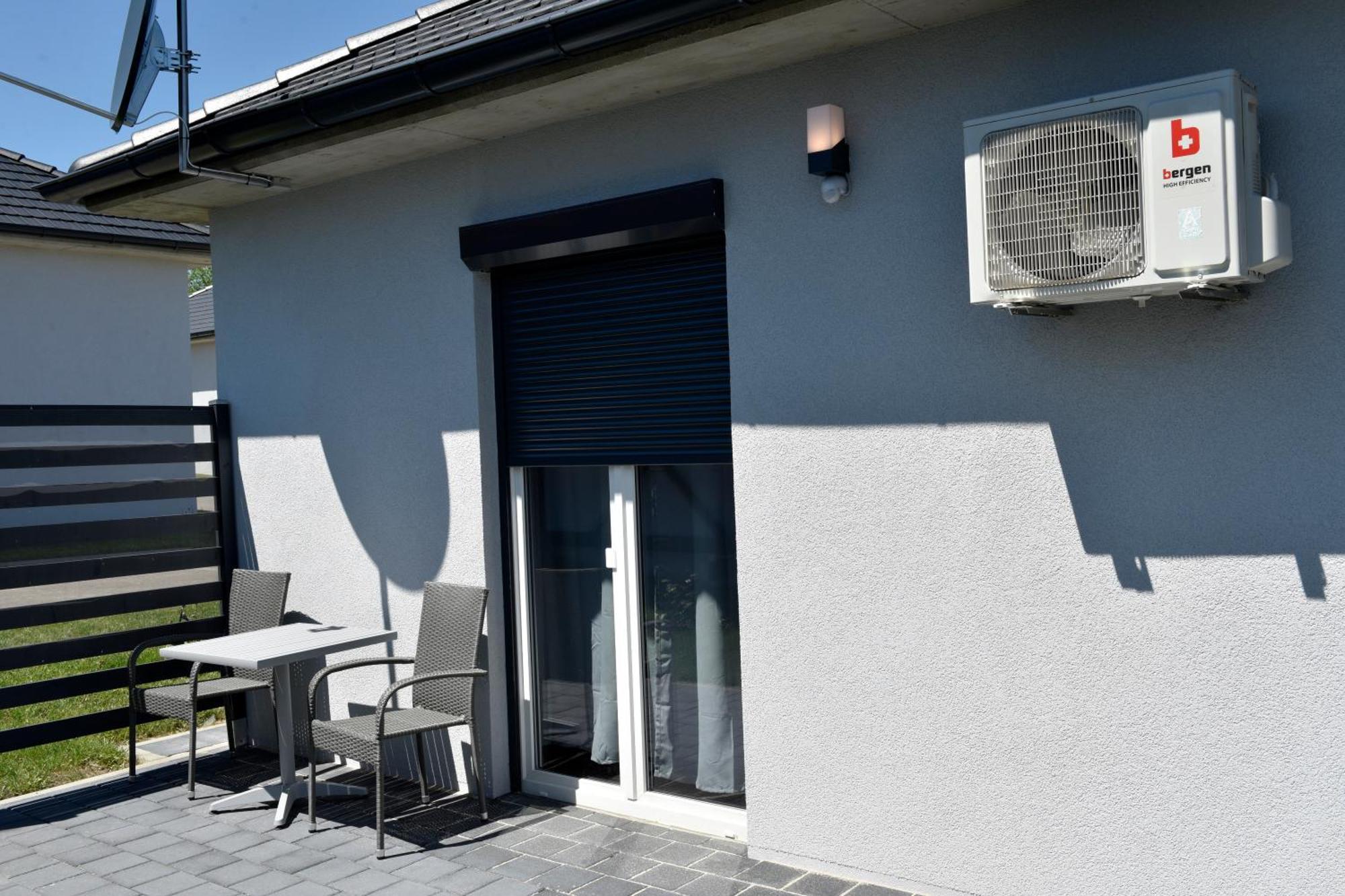Apartmani I Bungalovi Trojka バニャ・ルカ 部屋 写真